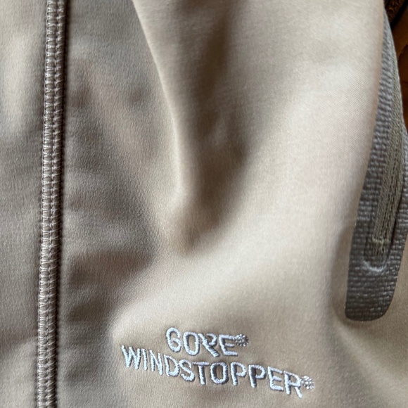 SITKA Gear. Vest. Size Medium. Color green. - Picture 6 of 7